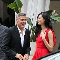 George Clooney on the set of a Mercedes Benz E300 L advert photos | Picture 78325